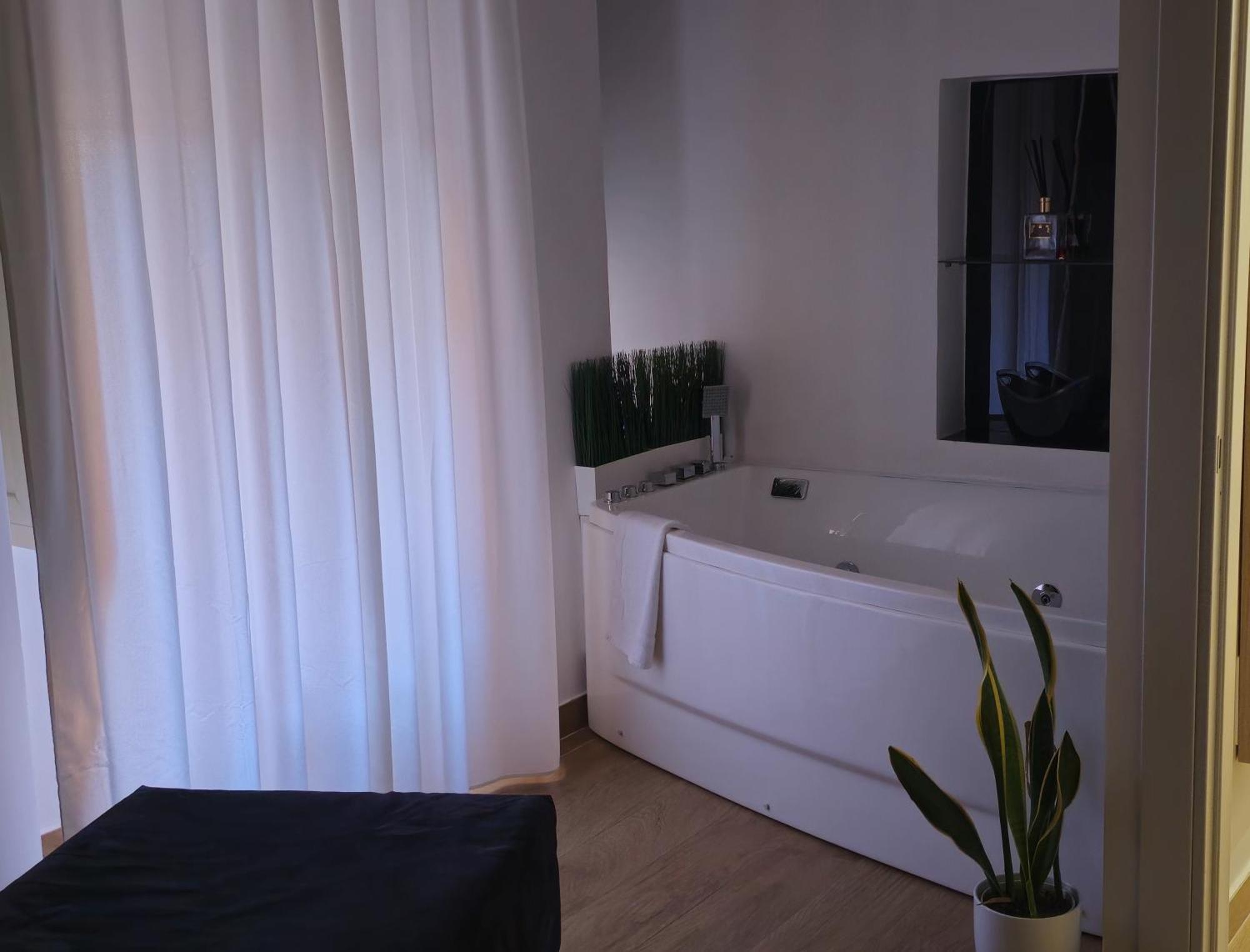 Palmhouse Con Jacuzzi *